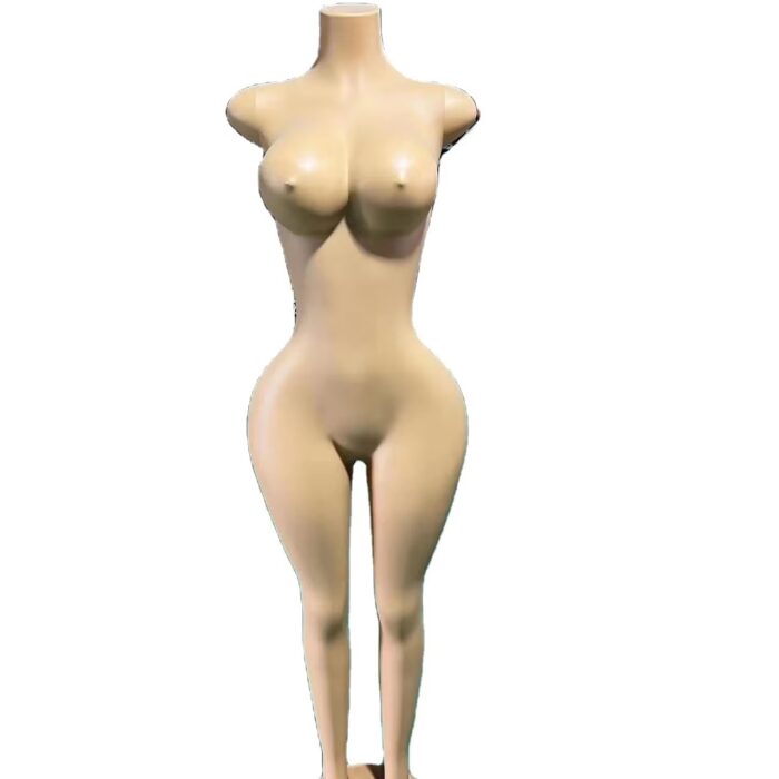 Wenlan mannequin The silent force behind the fashion runway enters the world of mannequins with the art of body interpretation